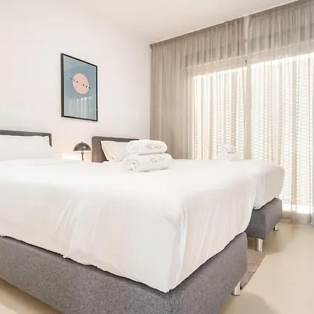Sea View Haven With Pool, Terrace & Parking By Rems *