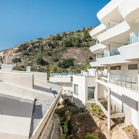 Sea View Haven With Pool, Terrace & Parking By Rems