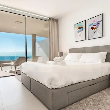 Sea View Haven With Pool, Terrace & Parking By Rems * Benalmádena